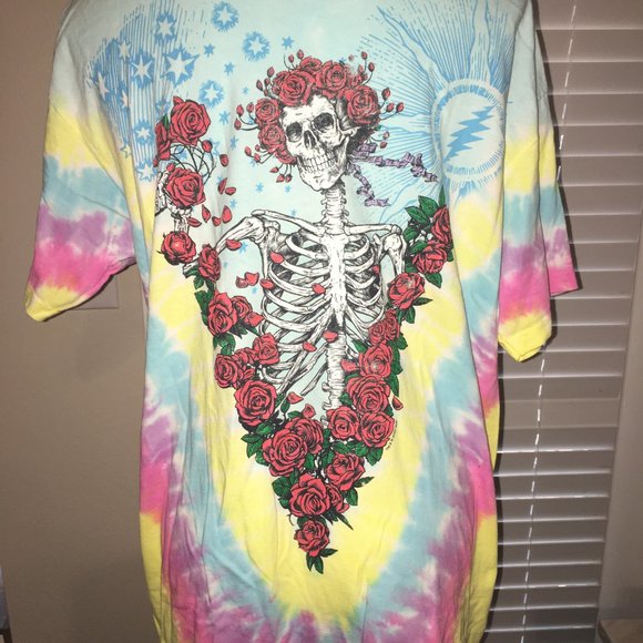 2020 Bertha Grateful Dead Roses T Shirt XL  NEW  Price is Firm - Picture 5 of 5